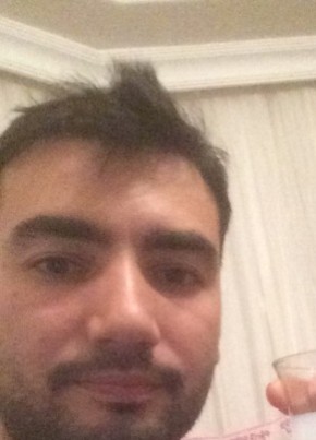 byalev, 30, Türkiye Cumhuriyeti, İstanbul