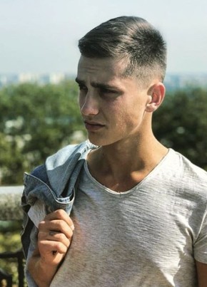 Веталь, 24, Україна, Київ