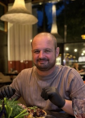 Евгений из Дмитрова 49 лет