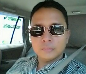Triyudinugi, 47 лет, Kota Surabaya