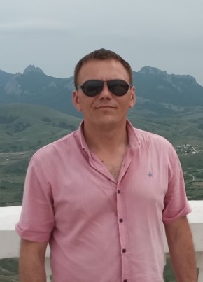 Sergey, 43, Russia, Feodosiya