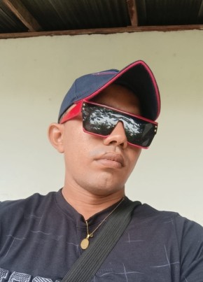 Daniel из Santiago de Cali 26 лет