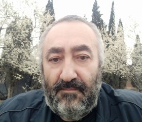Роберт, 60 лет, Севастополь