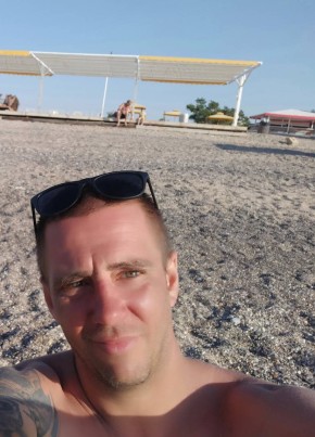 Andrey, 38, Russia, Simferopol