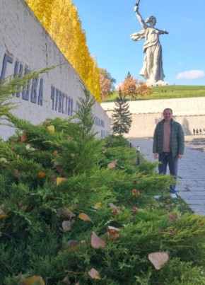 Юрий из Калининска 42 года