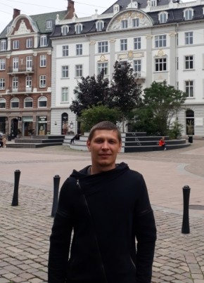 Денис, 33, Eesti Vabariik, Tallinn