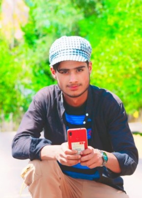 Arfat, 23, India, Delhi