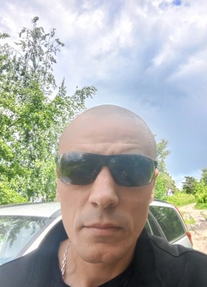 Сергей из Курска 44 года