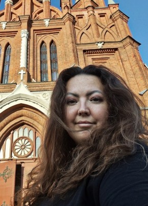 Айгуль из Набережные Челны 42 года