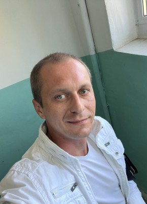 Анатолий, 36, Россия, Ульяновск