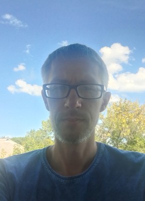 Константин из Усть-Илимска 43 года