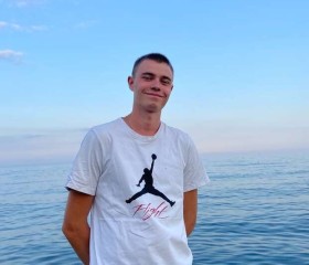 Денис, 24 года, Железногорск (Курская обл.)