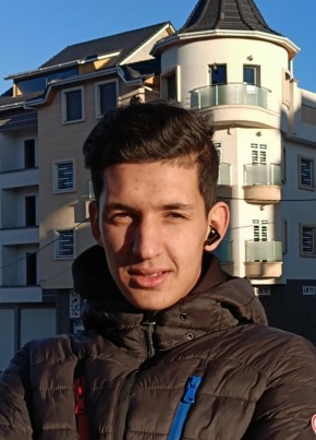 اكرم بومساش, 18, People’s Democratic Republic of Algeria, Constantine