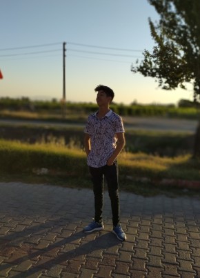 Faruk, 21, Türkiye Cumhuriyeti, Sarıhanlı