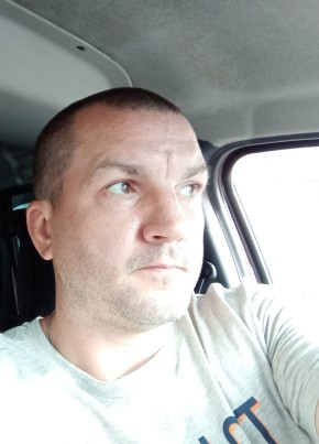 Антон, 43, Россия, Сосновоборск (Красноярский край)