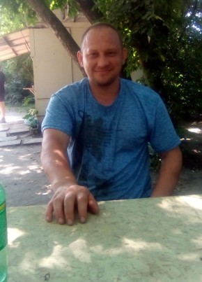 Серый Новиков, 38, Україна, Харків
