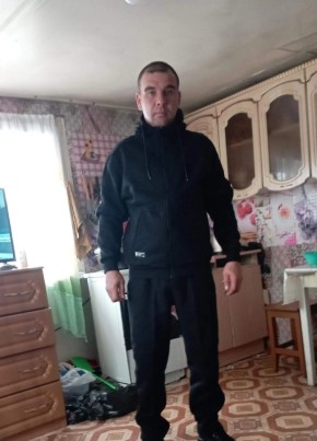 Константин из Нягани 41 год