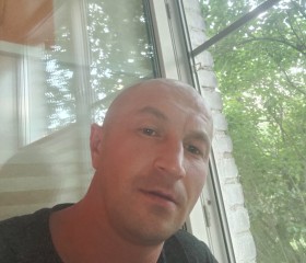 Сергей, 35 лет, Волхов