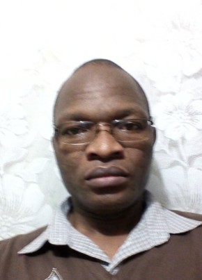 leosh, 50, Kenya, Nairobi