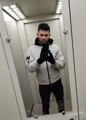 Александр из Боброва 24 года