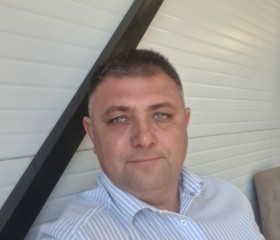 Viktor, 48, Omsk