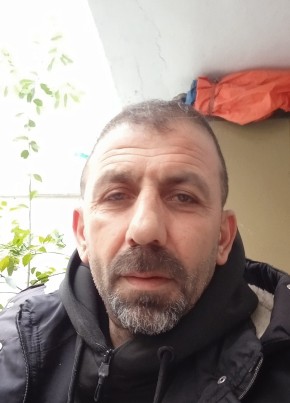 Çiya, 39, Türkiye Cumhuriyeti, İstanbul
