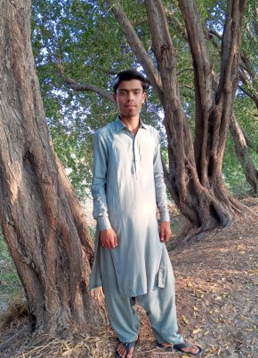 Vikram kumar, 18, پاکستان, بدین‎