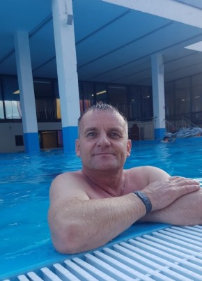 Николай, 50, Россия, Усть-Омчуг