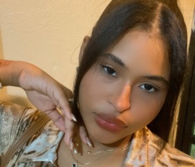 Melody, 19, Santo Domingo