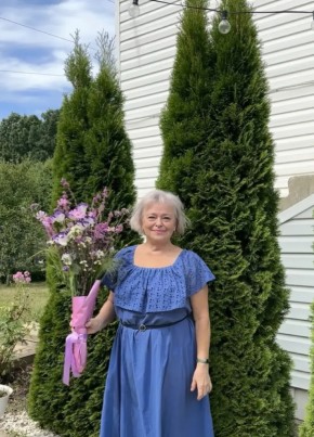 Елена из Строители 66 лет