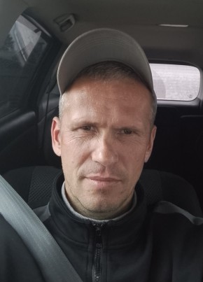 Николай Рукосуев из Богучаны 41 год
