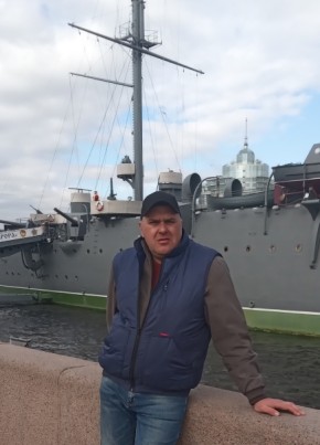 Роман из Апрелевки 47 лет