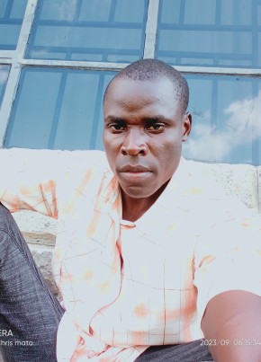 Chriscom, 32, Kenya, Kisumu