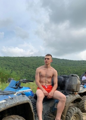 Mikhail, 23, Russia, Saint Petersburg
