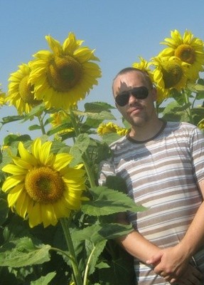 Юрий, 33, Россия, Орёл