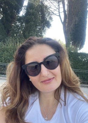 Natalia, 40, Repubblica Italiana, Trento