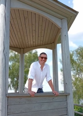 Артур из Ульяновска 42 года