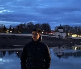 Zakhar, 19, Balti