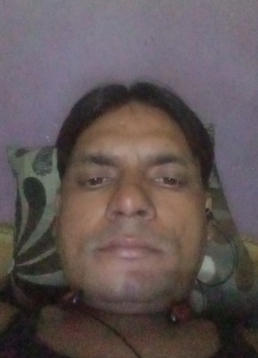 MD Danish, 46, India, Lucknow