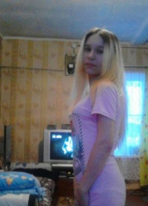 Дарья, 31, Россия, Тавда