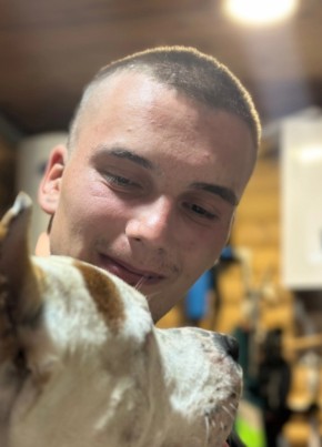 Максим из Верхней Пышмы 27 лет