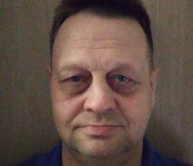 Илья, 57 лет, Санкт-Петербург