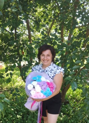 Milana, 44, Russia, Saratov