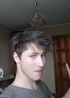 Адам, 21, Россия, Московский
