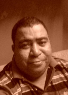 Daniel William C, 43, Fiji, Suva