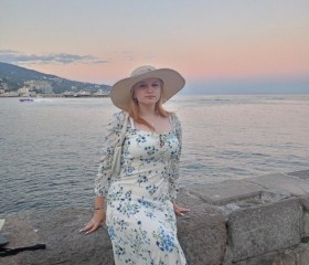 Lina, 20, Yekaterinburg