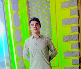 Atta khan, 19, Sialkot