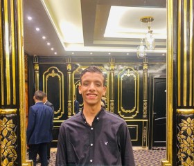 Ziad, 18, Hurghada