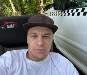 Andrey, 42, Bryukhovetskaya