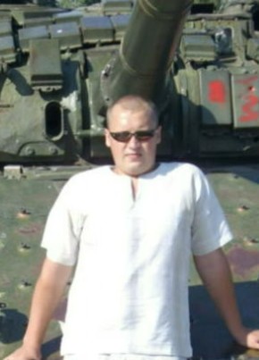 николай, 37, Россия, Калининск